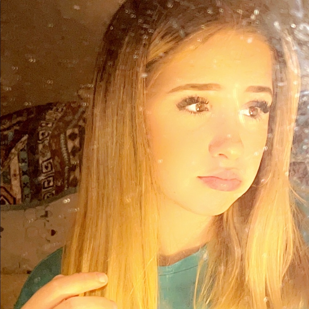 Meet your Posher, Katie